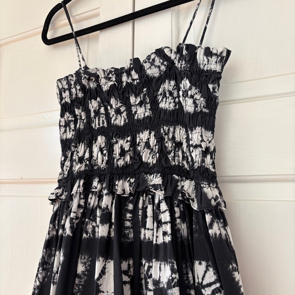 Ulla Johnson Akshara Dress Paragon Size 2 Tie Die Midi Dress Black White Smocked - Picture 14 of 16